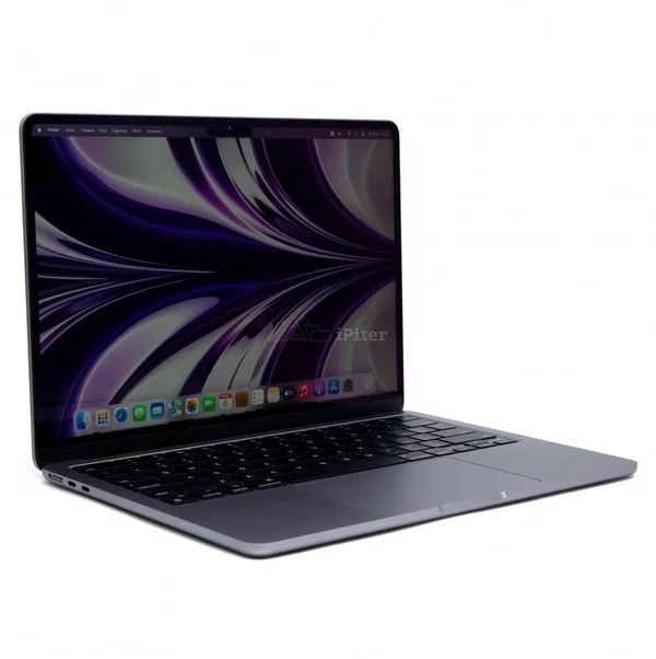 Macbook Air 13” M2 у Артура в магазине Б-17 Hofmann на малике