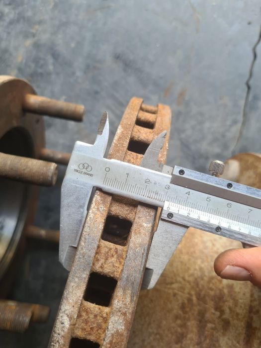 Продам запчасти Ивеко Карго