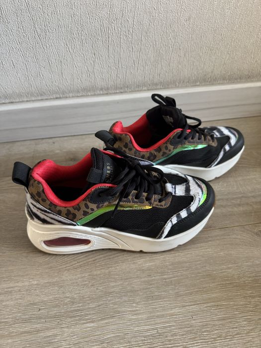 Sketchers кроссовки