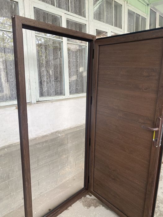 Продам дверь Akfa СРОЧНА!!!