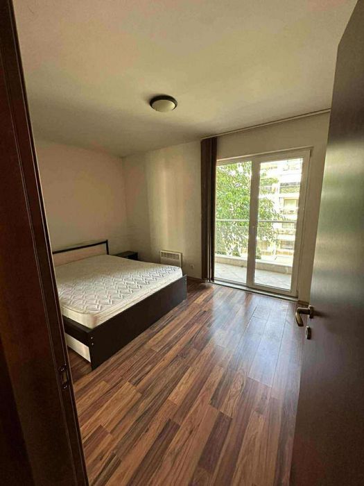 Тристаен апартамент в ж.к. Симеоново.