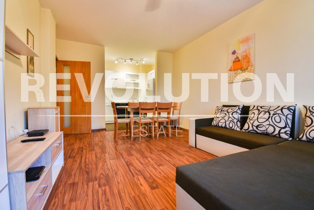 Тристаен апартамент в ж.к. Слатина.