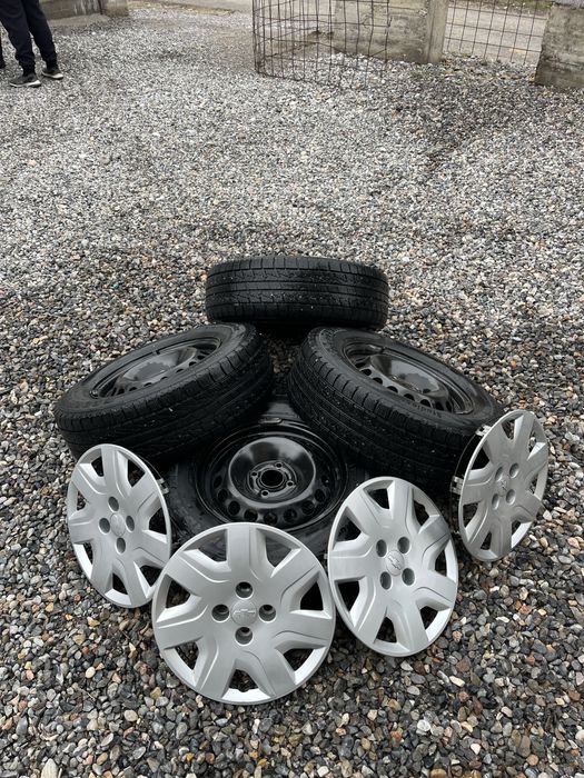 Шина р14+ с диской оригинал с кобальта