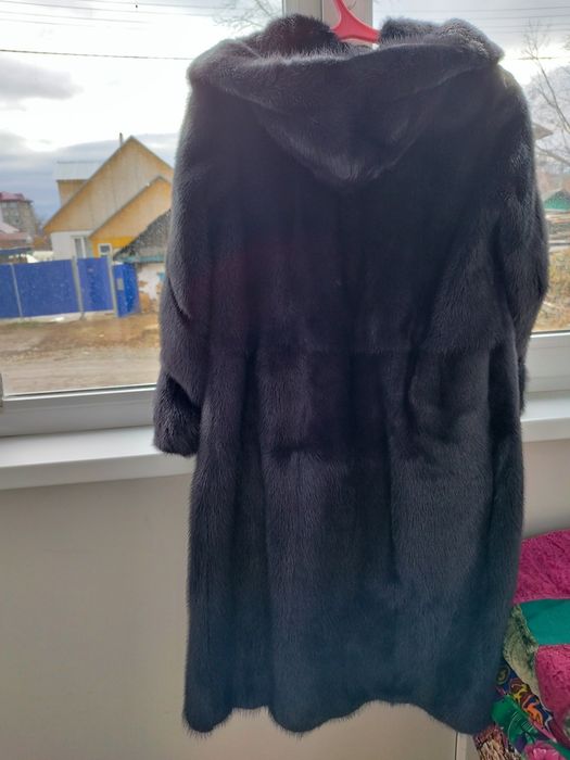 Продам норковую шубу