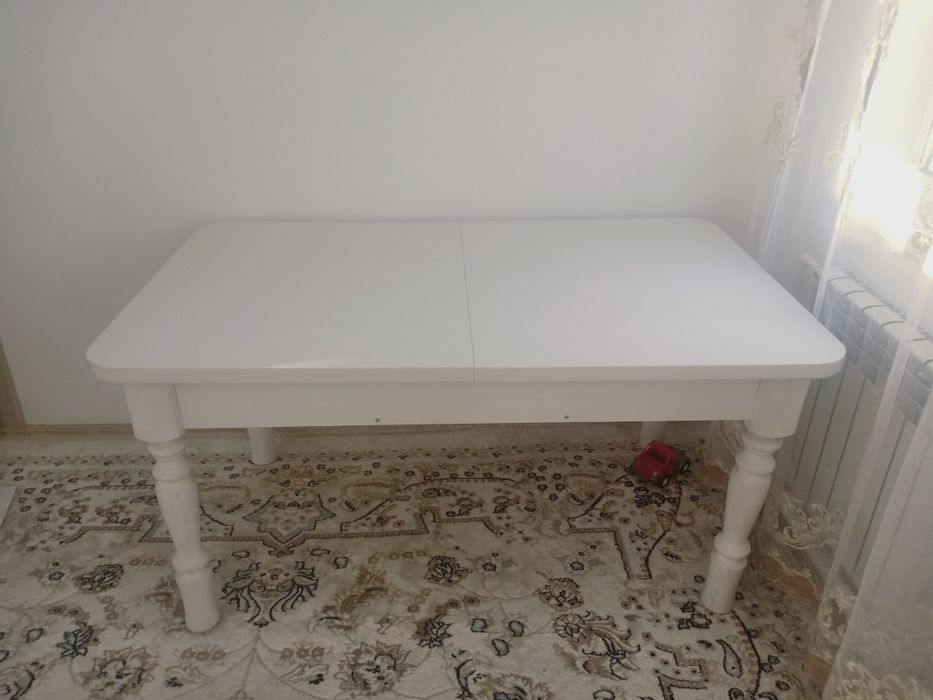 Стол продам новый!