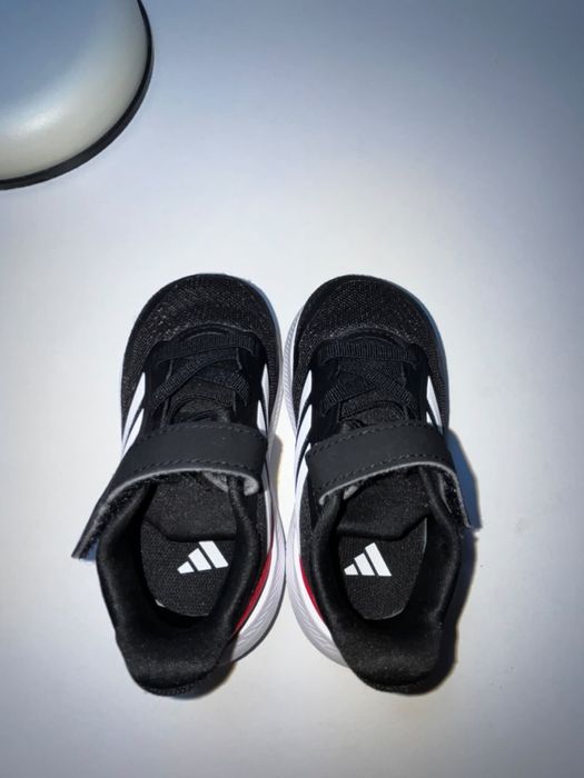 Детские кроссовки Adidas