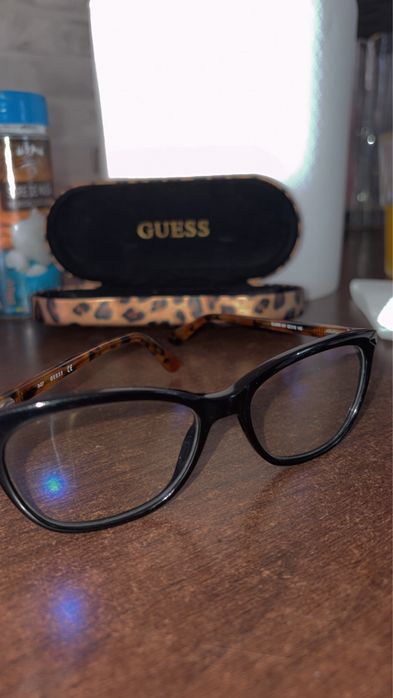 Ochelari de vedere guess