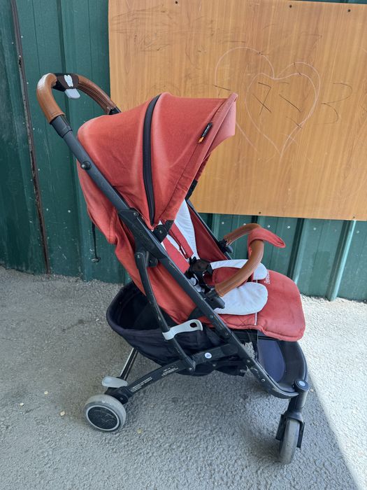 Продам коляску Benebaby
