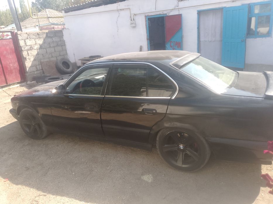 Продам bmw е34 на ходу