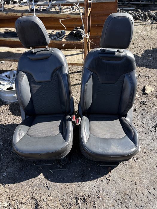 Кожен салон за Jeep Compass 2018год.