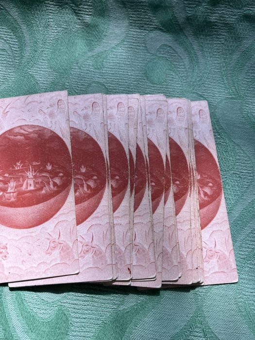 Продавам 22 Таро карти по “Йеронимус Бош”
