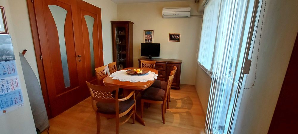 Продава се Четиристаен апартамент в Хасково, Любен Каравелов - 100 кв.м за 1275 €/кв.м - Снимка #3