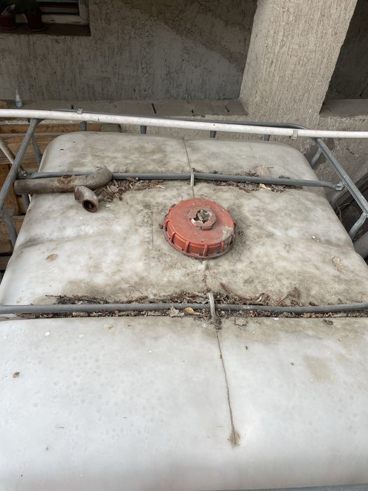 Продам емкость в хорошем состоянии