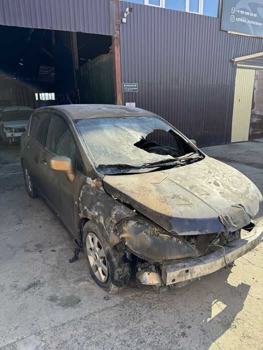 Разбор ниссан тиида европеец