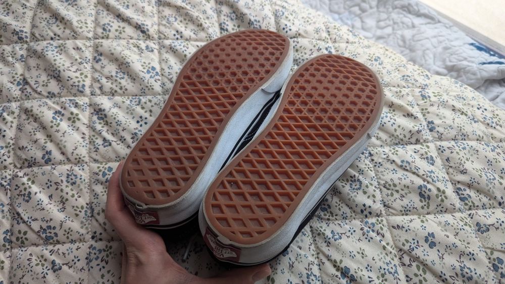 Ниски кецове Vans