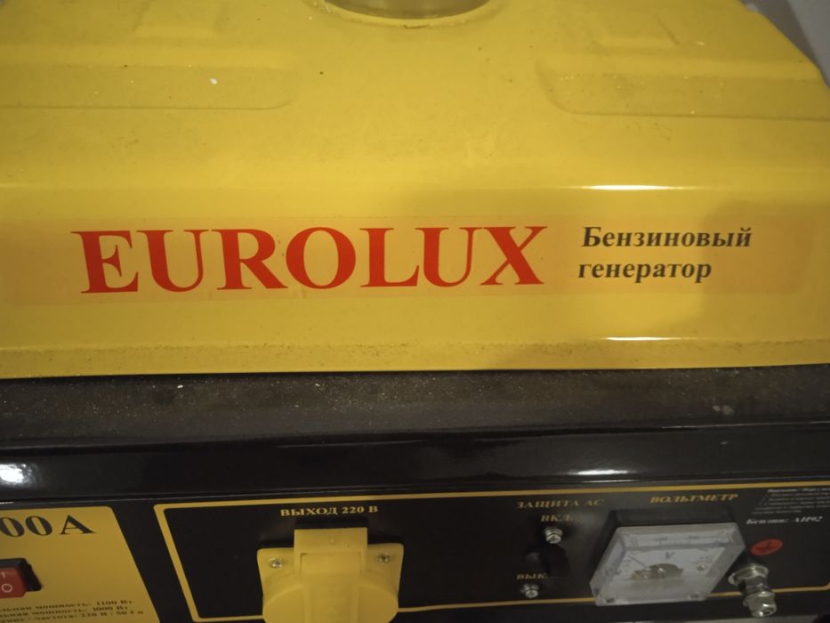 Бензогенератор , мощность 1,1 кВт