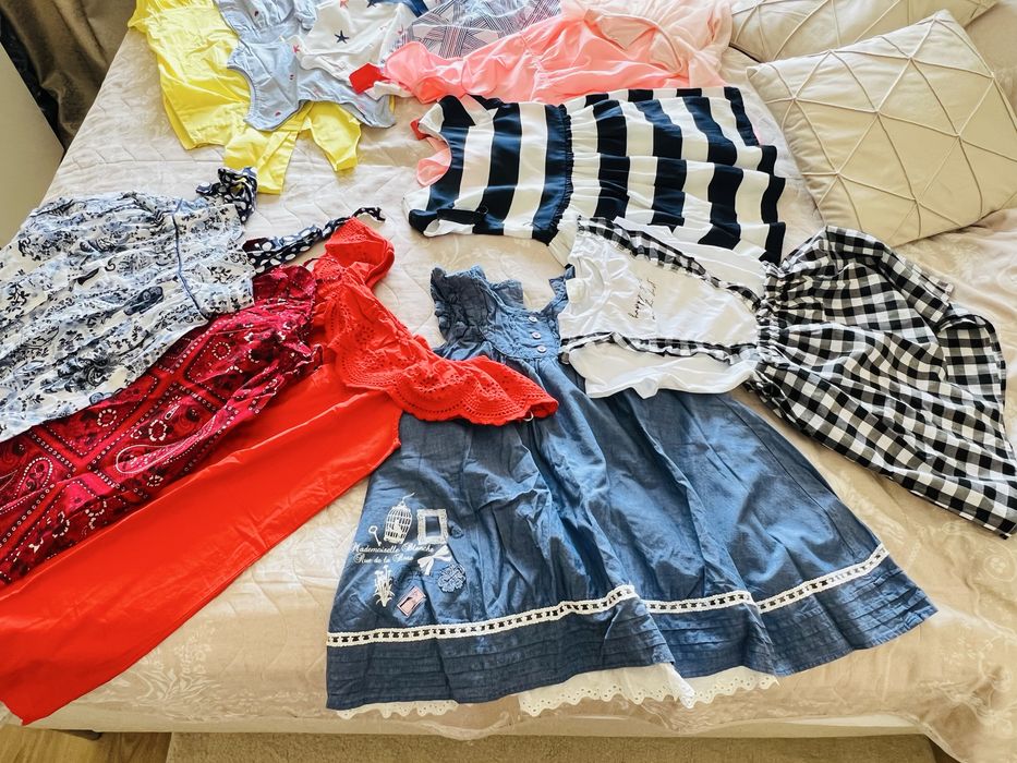 Лот прекрасни рокли Okaidi, GAP, Н&М, Holly and Whyte, Angel, Waikiki