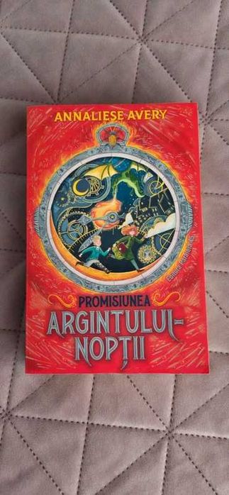 Promisiunea Argintului-Noptii
