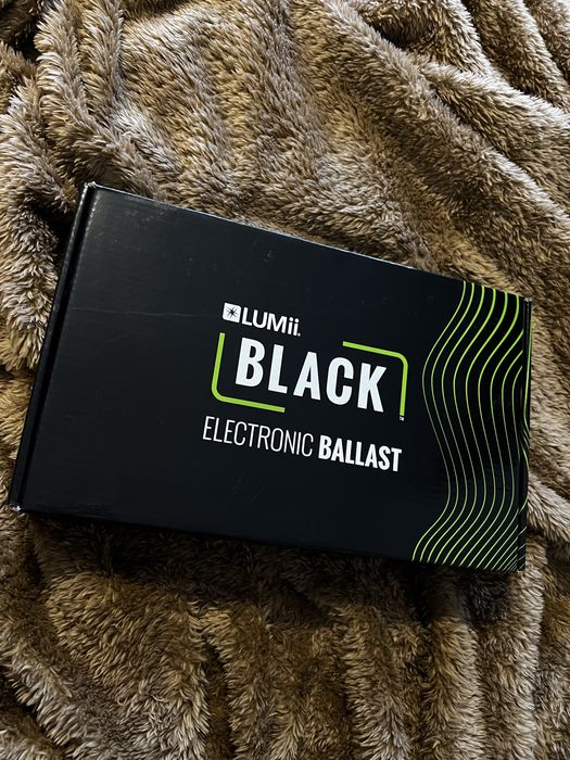 LUMii Black LED 720W - LED лампа за растеж и цъфтеж (с баласт)