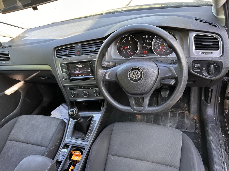 Фв голф 7 1.6тди комби на части / vw golf 7 1.6tdi