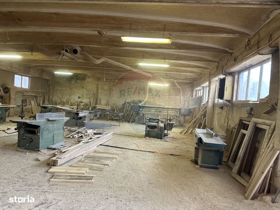 Spațiu industrial Hala/Atelier 487 mp si 999 mp teren