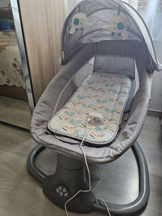 Бебешка люлка Karemi, 3 в 1, Електрическа, С комарник, Подвижна възгла