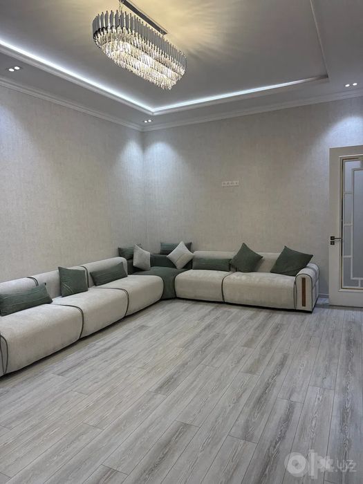 Сдаётся 4-комн Махтумкули, 120 м²