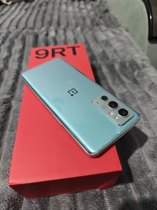 Продам телефон oneplus 9rt 12/256