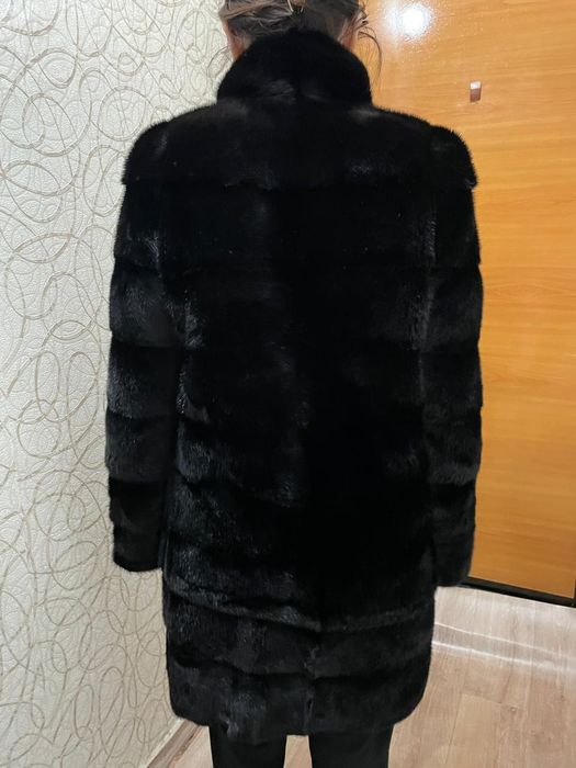 Продам норковую шубу