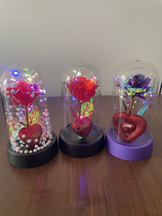 Trandafir In Cupola Cadou de Valentines Day