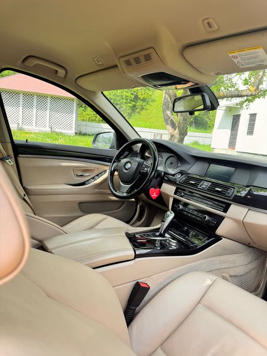 Vând bmw f10 520D