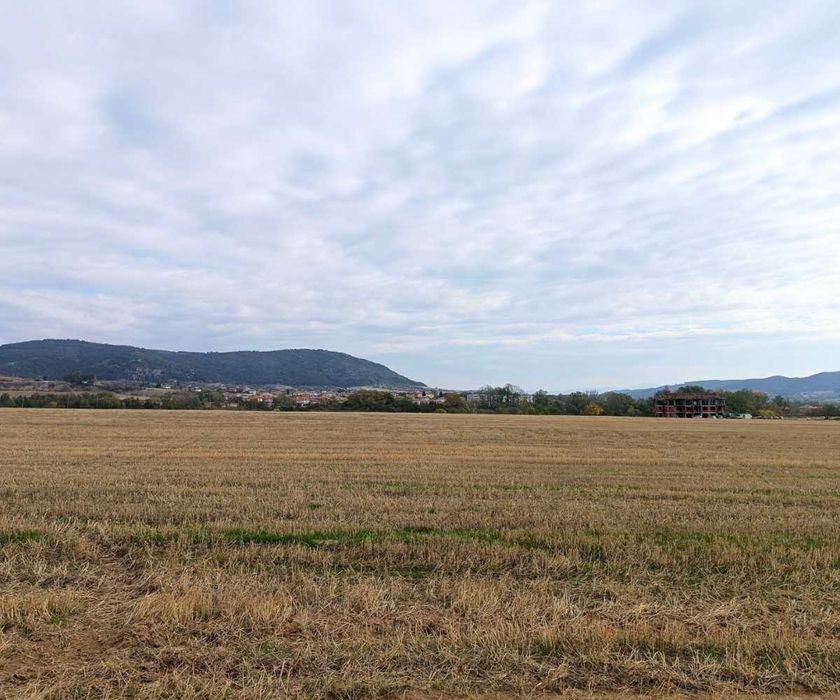 ПАРЦЕЛ до СТАДИОНА в гр. Хисаря