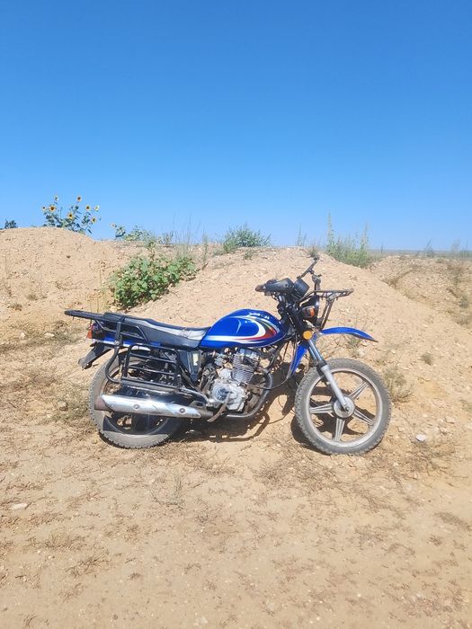 Продам мотоцикл яги 200кб