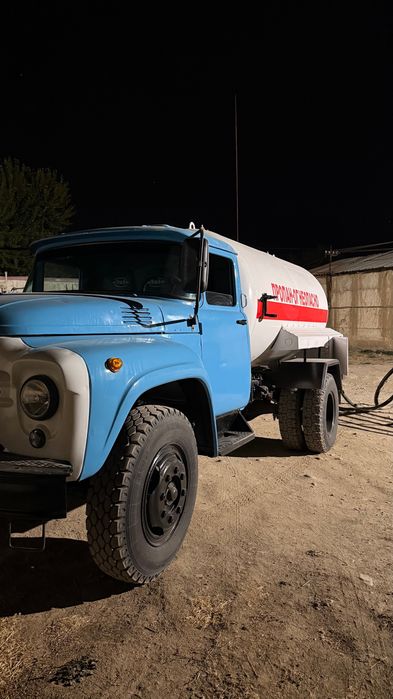 Зил машина            а