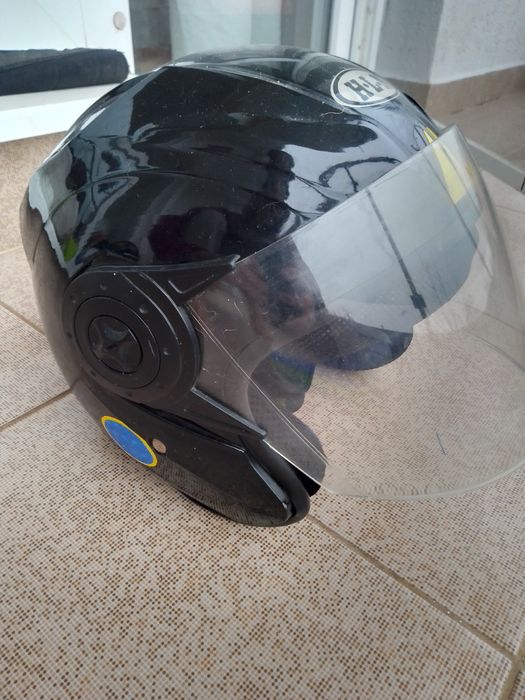 Мотоциклетна каска