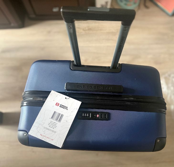 Голям пътнически куфар