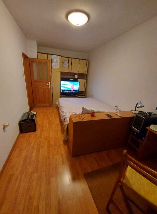 Дава се под наем Тристаен апартамент в Бургас, Възраждане - 88 кв.м за 229.5 € - Снимка #2