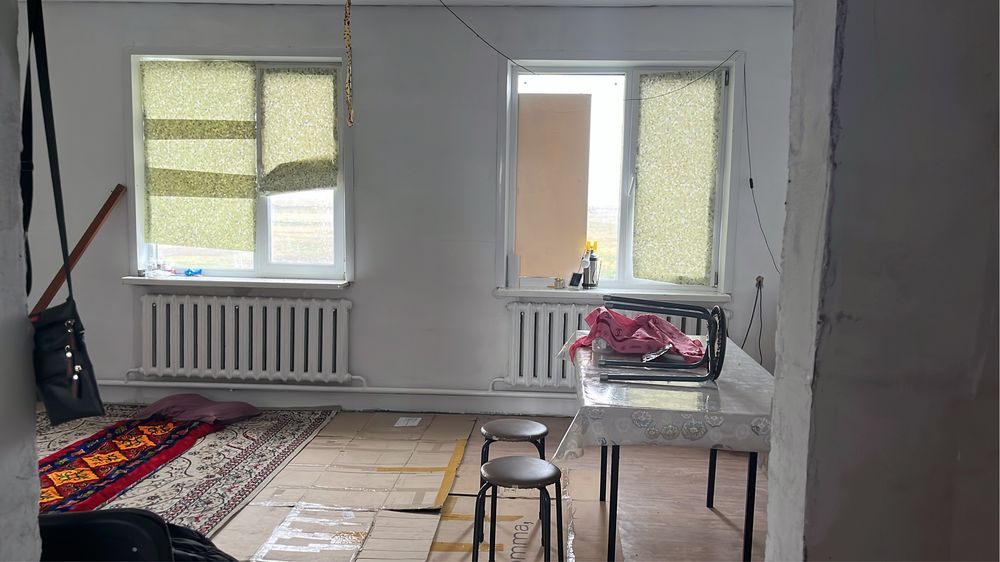 Үй сатылады.  Дом продается.