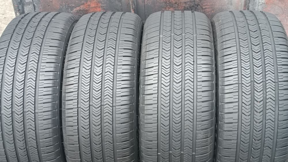 225/50/18 Goodyear