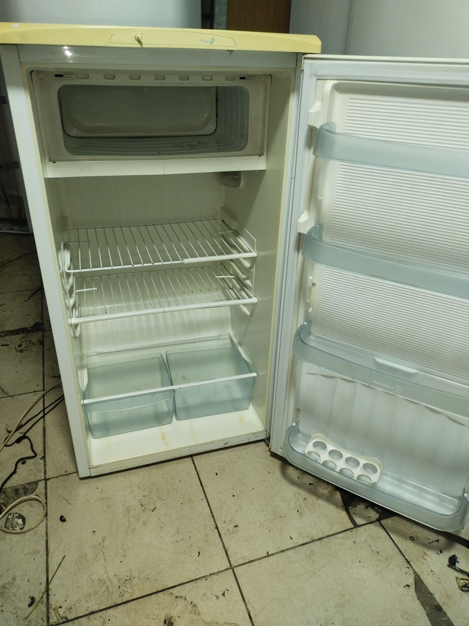 Рабочий холодильник