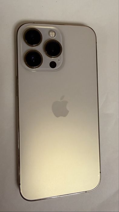 iPhone 13 Pro 128GB Gold – stare foarte bună, deblochat + sticlă protecție nouă