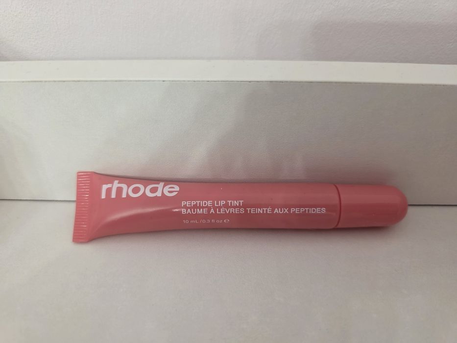 Гланц за устни Rhode