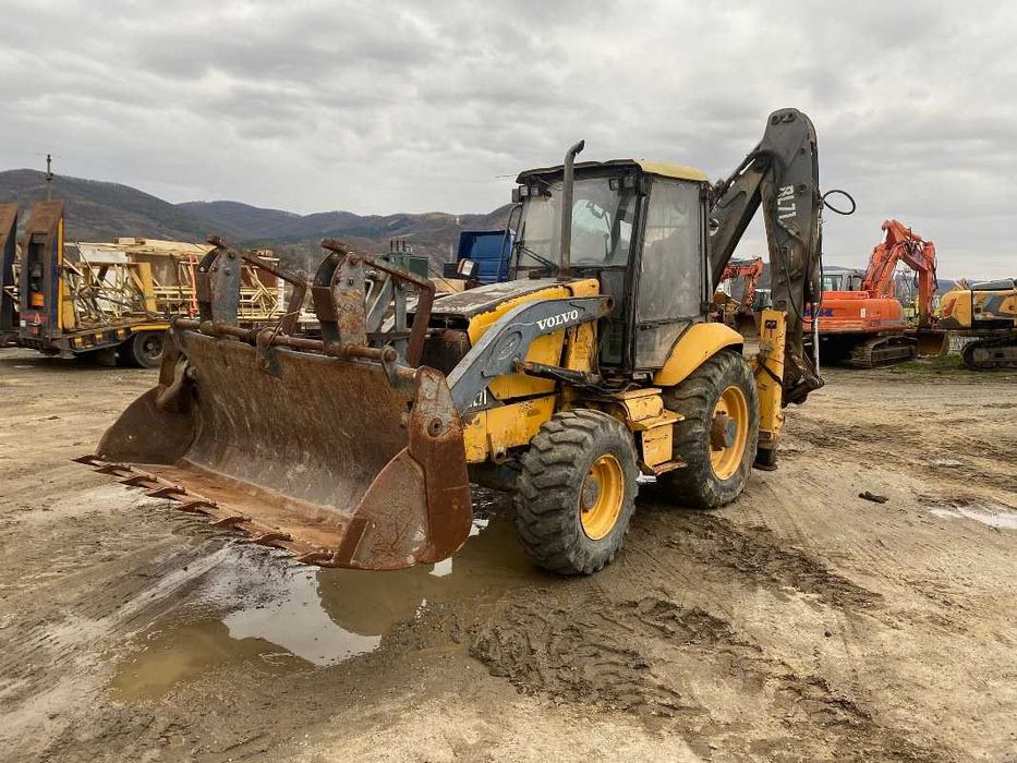 Dezmembrez buldoexcavator Volvo BL71-piese de schimb Volvo