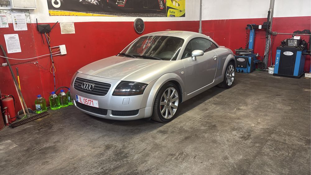 AUDI TT 2001 — imagine 2