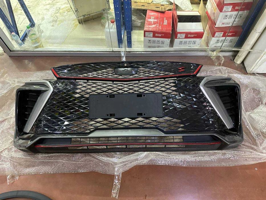 Передний бампер в сборе на Geely Coolray