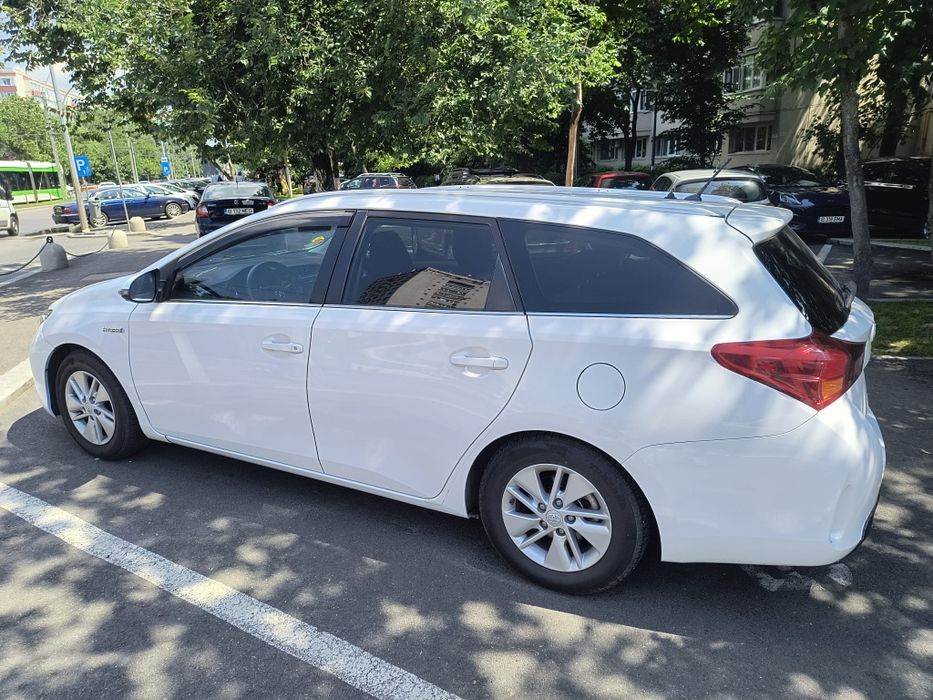 Toyota Hybrid in rate(ramanere) inchiriere UBER/BOLT
