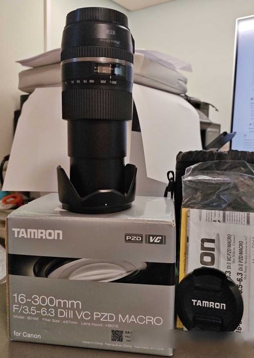 Canon M50 KIT cu obiectiv 18–150mm + accesorii