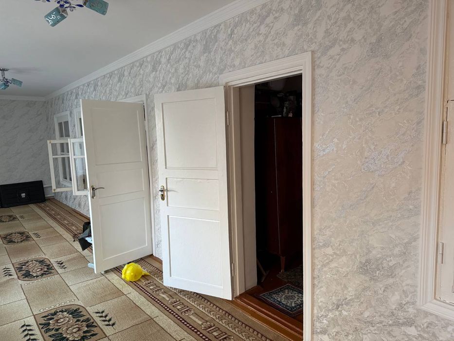 СРОЧНО!!! Бостонлик Искадар катта йул юзида биринчи каторда 5 соток