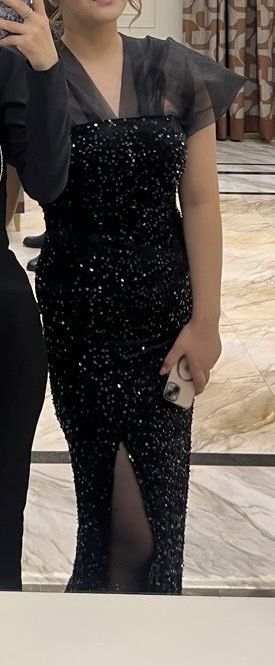 Вечерние платья черный