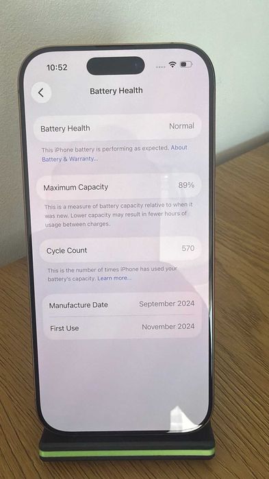 Apple iPhone 16Pro 256GB GOLD Aspect si funcționare Impecabil